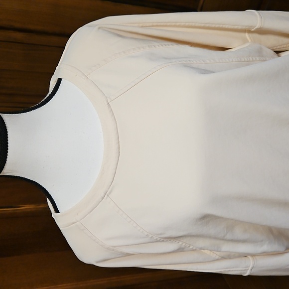 She + Sky Cream Colored Pull Over Sweatshirt With Dolman Sleeves Size Large - Picture 4 of 16